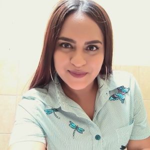 Meet your Posher, Celia